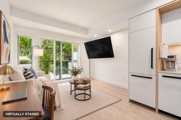 Photo 3 at 212 - 2520 Guelph Street, Mount Pleasant VE, Vancouver East
