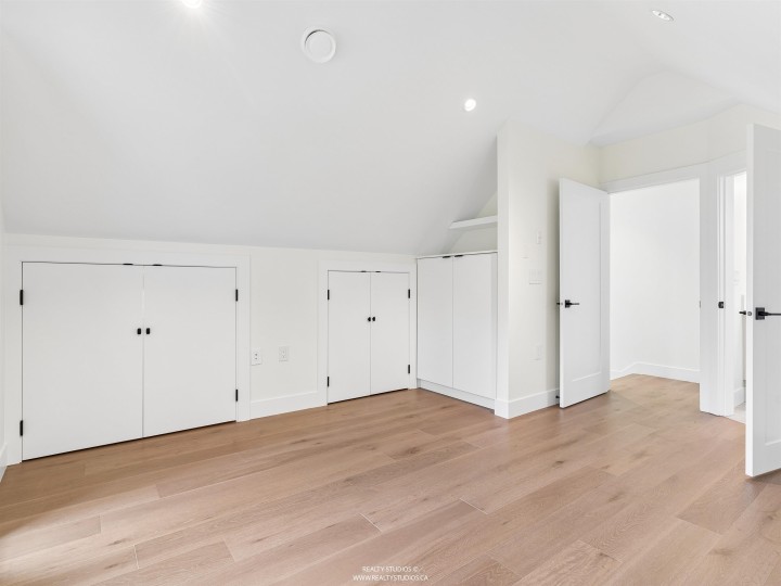 Photo 27 at 1 - 878 E 37th Avenue, Fraser VE, Vancouver East