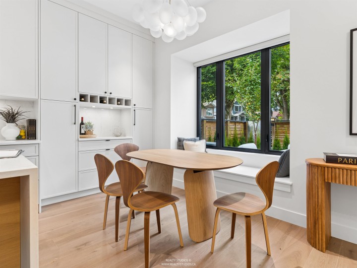Photo 6 at 1 - 878 E 37th Avenue, Fraser VE, Vancouver East