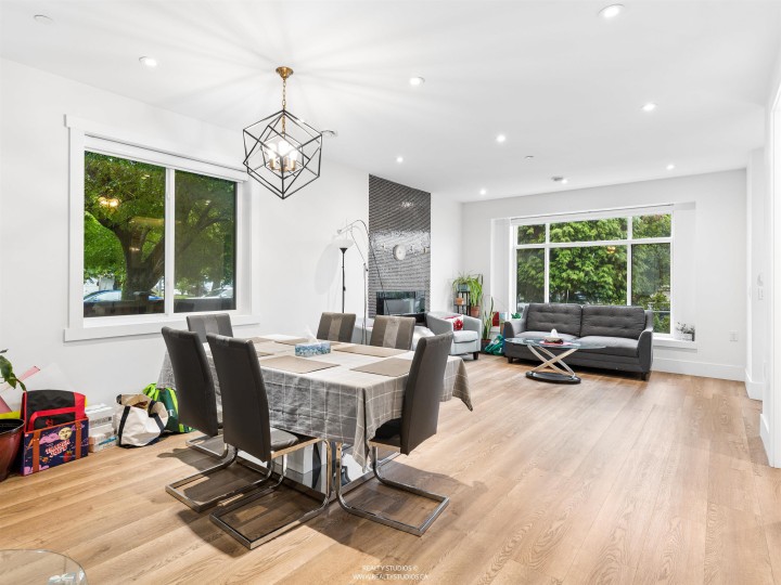 Photo 7 at 797 E 18th Avenue, Fraser VE, Vancouver East