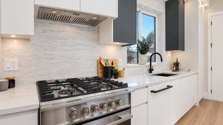 Photo 16 at 2 - 746 E 12th Avenue, Mount Pleasant VE, Vancouver East