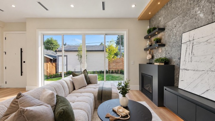 Photo 9 at 2 - 746 E 12th Avenue, Mount Pleasant VE, Vancouver East