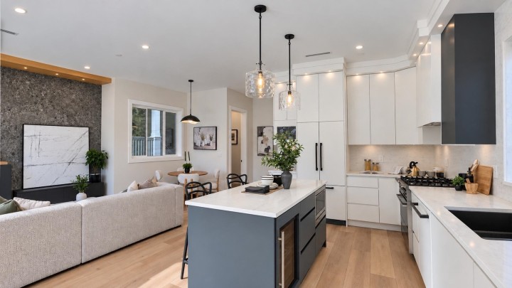 Photo 4 at 2 - 746 E 12th Avenue, Mount Pleasant VE, Vancouver East