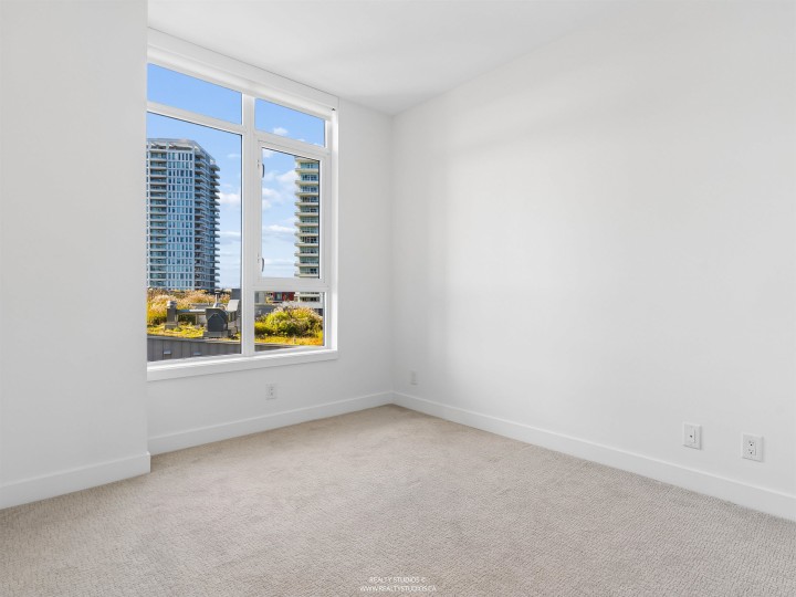 Photo 20 at 701 - 3557 Sawmill Crescent, South Marine, Vancouver East
