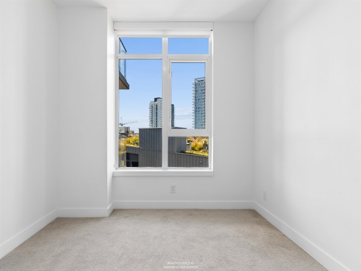Photo 19 at 701 - 3557 Sawmill Crescent, South Marine, Vancouver East