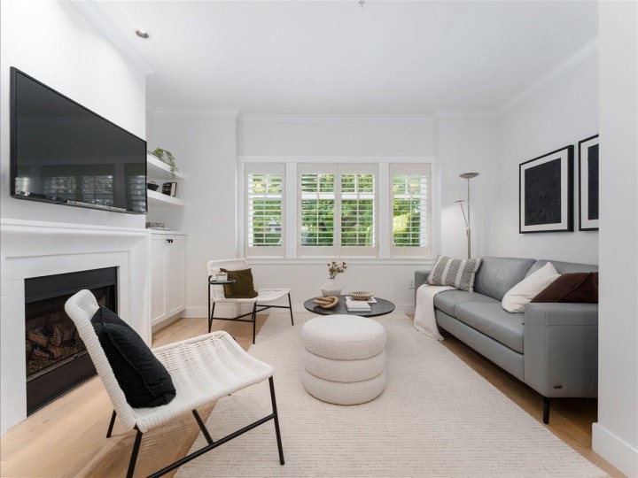 Photo 2 at 4448 W 8th Avenue, Point Grey, Vancouver West