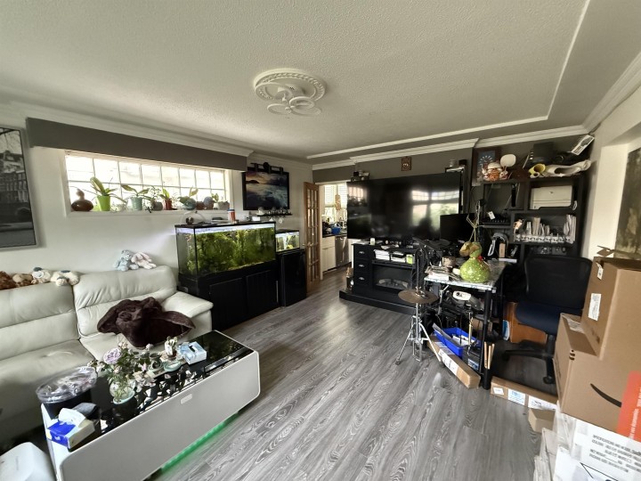 Photo 7 at 2878 E 2nd Avenue, Renfrew VE, Vancouver East