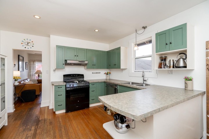 Photo 13 at 3415 Dundas Street, Hastings Sunrise, Vancouver East