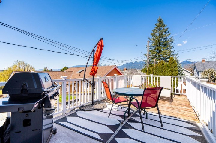 Photo 7 at 3415 Dundas Street, Hastings Sunrise, Vancouver East