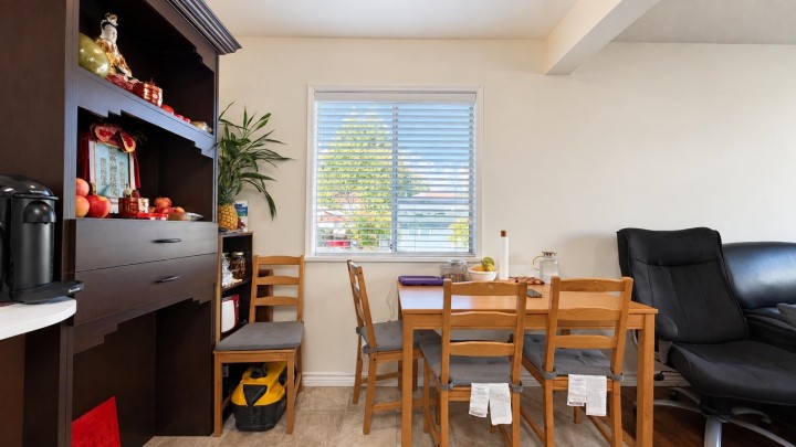 Photo 12 at 29 - 3417 E 49th Avenue, Killarney VE, Vancouver East