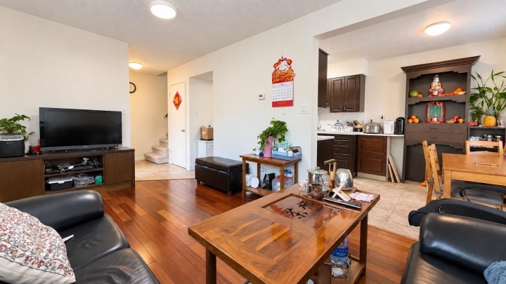 Photo 11 at 29 - 3417 E 49th Avenue, Killarney VE, Vancouver East