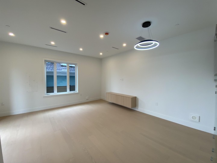Photo 3 at 2 - 2452 Harrison Drive, Fraserview VE, Vancouver East