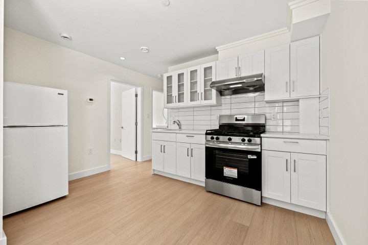 Photo 22 at 5079 Elgin Street, Fraser VE, Vancouver East