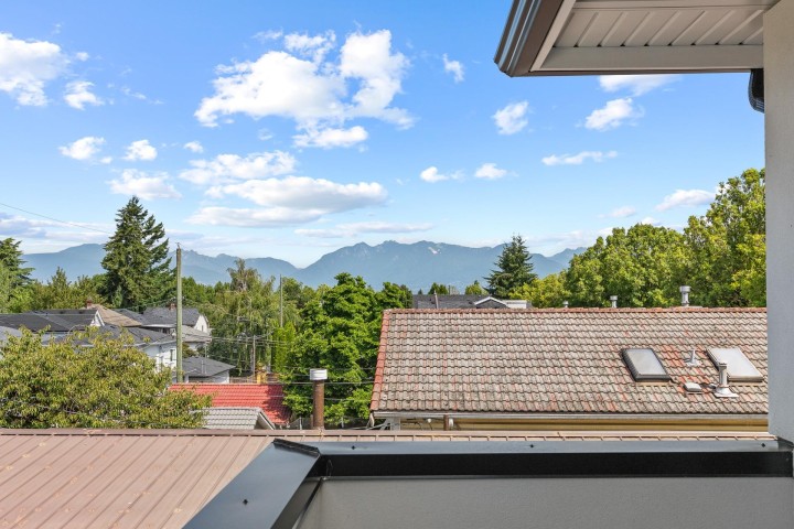Photo 18 at 5079 Elgin Street, Fraser VE, Vancouver East
