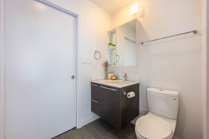 Photo 11 at 2406 - 8031 Nunavut Lane, Marpole, Vancouver West