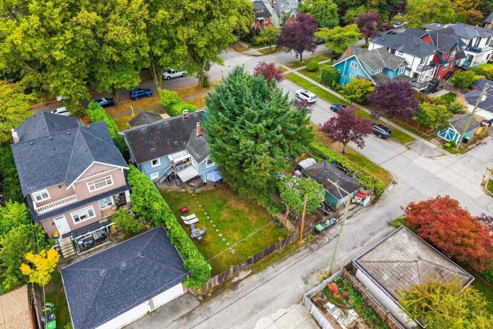 Photo 16 at 3883 W 20th Avenue, Dunbar, Vancouver West
