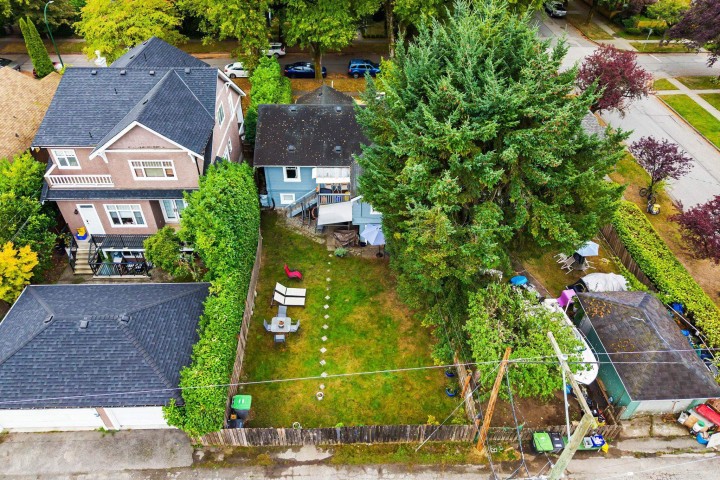 Photo 8 at 3883 W 20th Avenue, Dunbar, Vancouver West