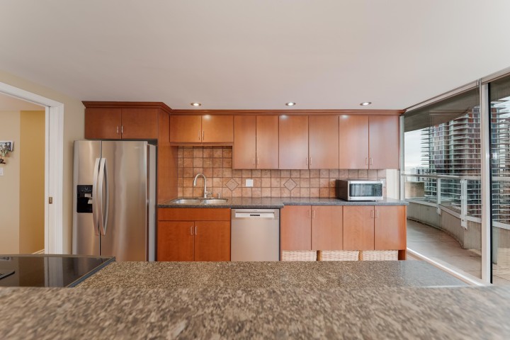 Photo 9 at 1801 - 717 Jervis Street, West End VW, Vancouver West