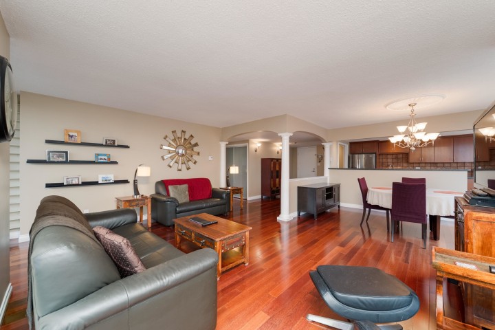 Photo 4 at 1801 - 717 Jervis Street, West End VW, Vancouver West