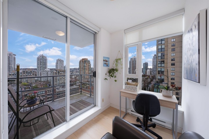 Photo 26 at 1305 - 1133 Homer Street, Yaletown, Vancouver West