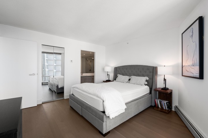Photo 14 at 1202 - 1383 Marinaside Crescent, Yaletown, Vancouver West