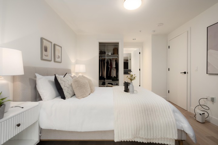 Photo 23 at 3984 Dumfries Street, Knight, Vancouver East