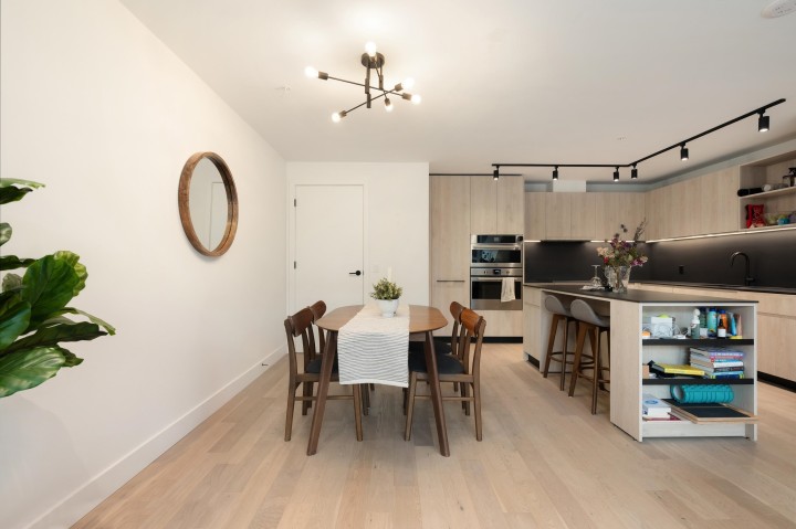 Photo 13 at 3984 Dumfries Street, Knight, Vancouver East