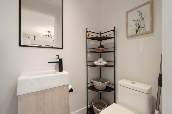 Photo 19 at 3984 Dumfries Street, Knight, Vancouver East