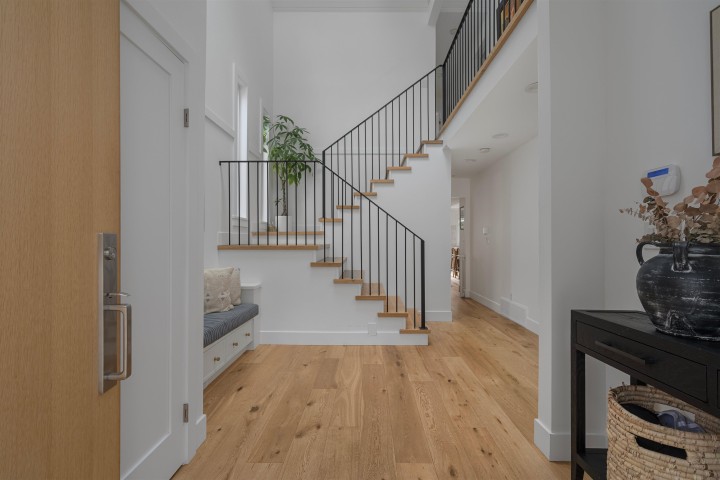 Photo 2 at 3250 W 37th Avenue, Kerrisdale, Vancouver West