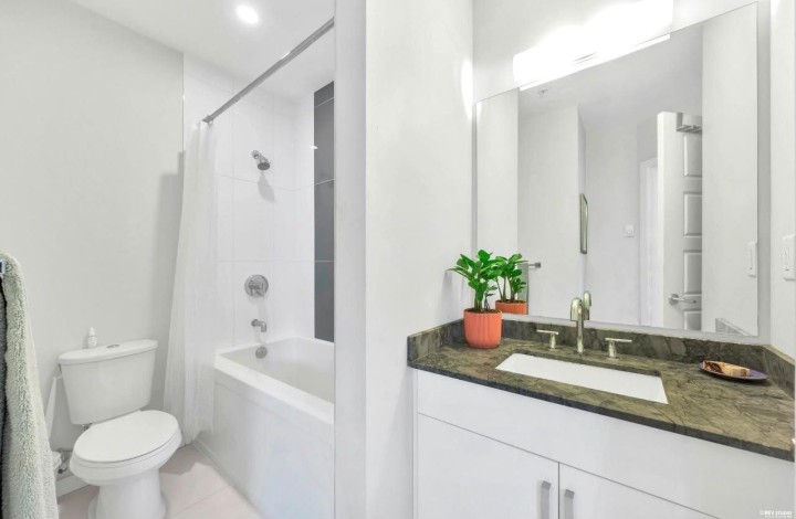Photo 14 at 881 Salsbury Drive, Hastings, Vancouver East