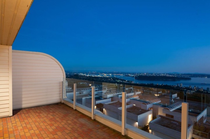 Photo 23 at 210 - 2274 Folkestone Way, Panorama Village, West Vancouver