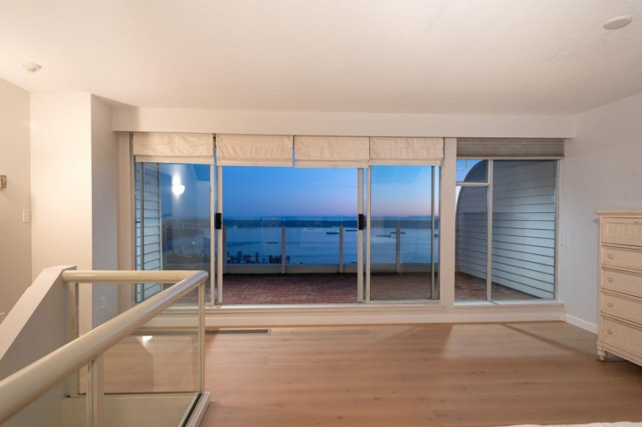 Photo 20 at 210 - 2274 Folkestone Way, Panorama Village, West Vancouver