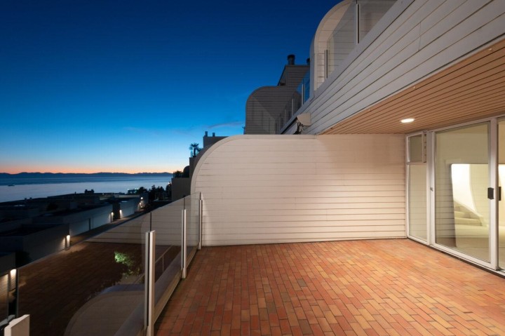 Photo 9 at 210 - 2274 Folkestone Way, Panorama Village, West Vancouver