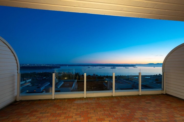 Photo 24 at 210 - 2274 Folkestone Way, Panorama Village, West Vancouver
