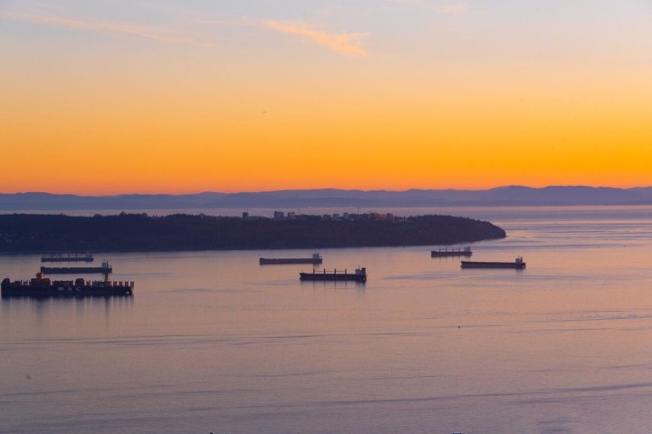 Photo 31 at 210 - 2274 Folkestone Way, Panorama Village, West Vancouver