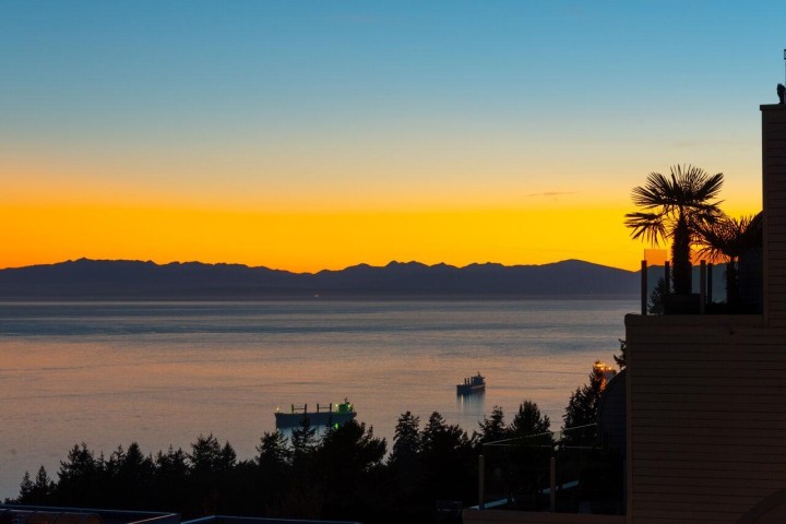 Photo 39 at 210 - 2274 Folkestone Way, Panorama Village, West Vancouver