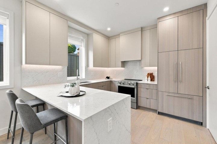 Photo 6 at 1 - 3183 Graveley Street, Renfrew VE, Vancouver East