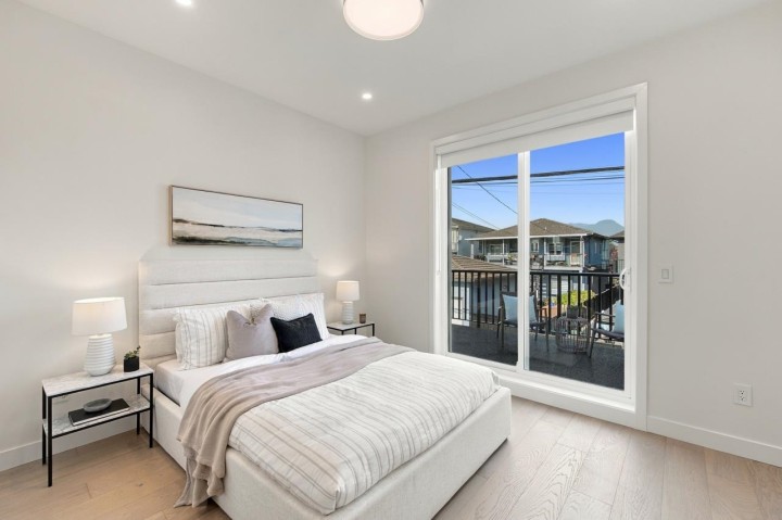 Photo 16 at 1 - 3183 Graveley Street, Renfrew VE, Vancouver East