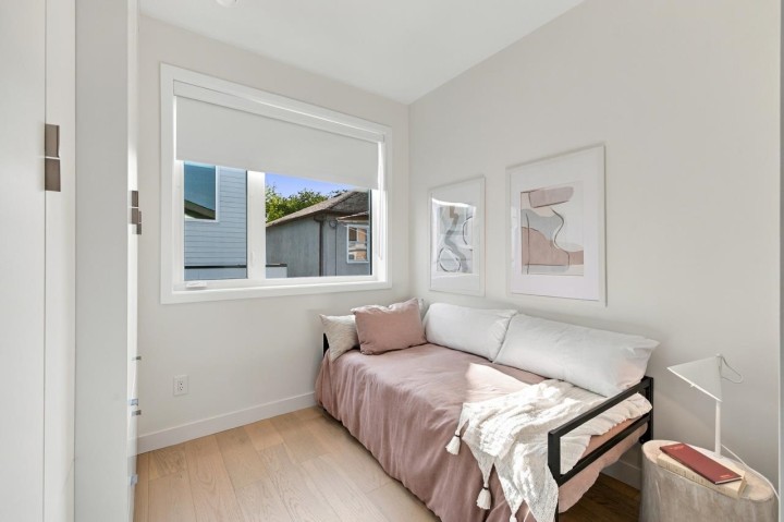 Photo 26 at 1 - 3183 Graveley Street, Renfrew VE, Vancouver East