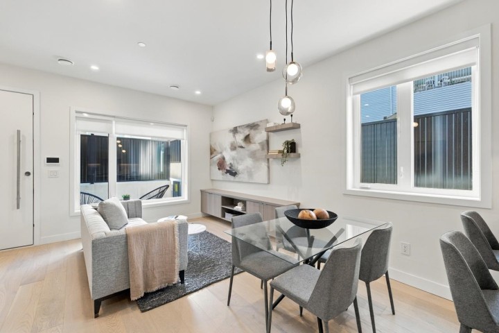 Photo 5 at 1 - 3183 Graveley Street, Renfrew VE, Vancouver East