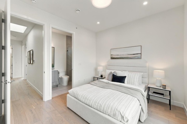 Photo 18 at 1 - 3183 Graveley Street, Renfrew VE, Vancouver East