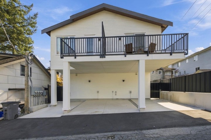 Photo 29 at 1 - 3183 Graveley Street, Renfrew VE, Vancouver East