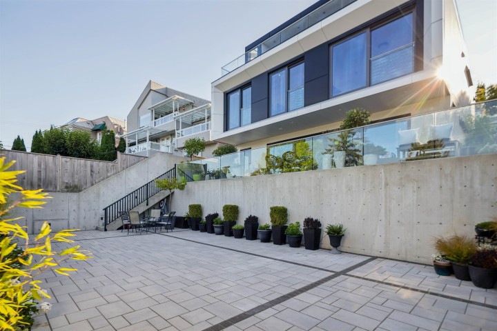 Photo 6 at 4188 Puget Drive, Arbutus, Vancouver West
