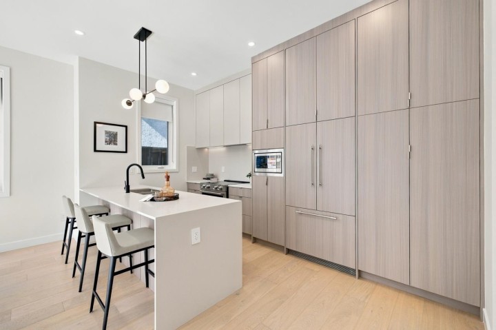 Photo 15 at 1 - 3185 Graveley Street, Renfrew VE, Vancouver East