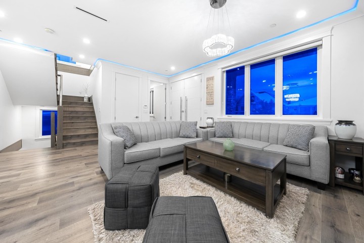 Photo 6 at 6970 Inverness Street, South Vancouver, Vancouver East