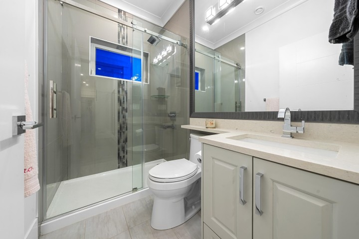 Photo 32 at 6970 Inverness Street, South Vancouver, Vancouver East