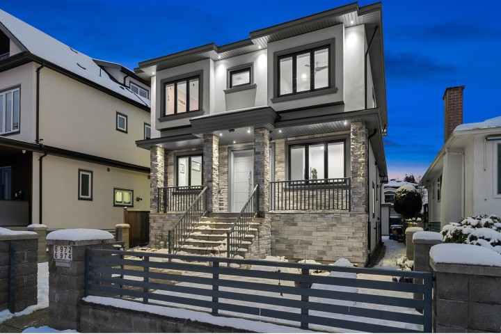 Photo 1 at 6970 Inverness Street, South Vancouver, Vancouver East