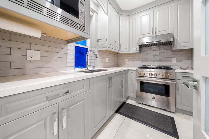 Photo 18 at 6970 Inverness Street, South Vancouver, Vancouver East