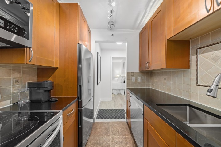 Photo 12 at 1403 - 1060 Alberni Street, West End VW, Vancouver West