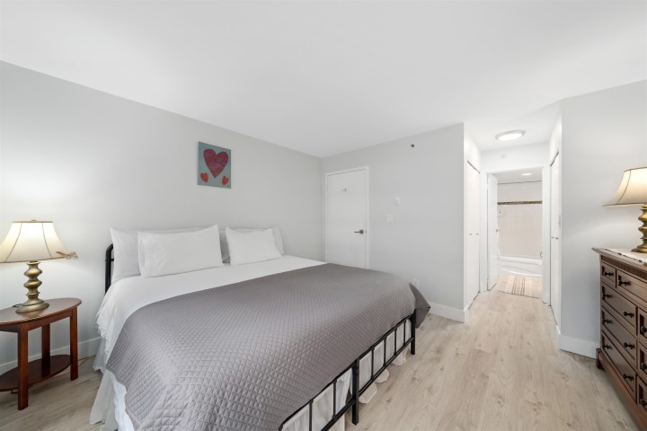 Photo 15 at 1403 - 1060 Alberni Street, West End VW, Vancouver West